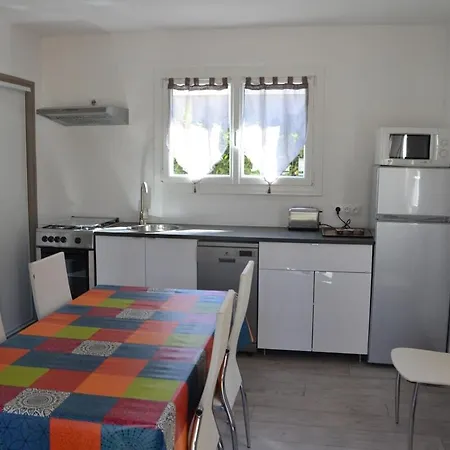 Avec Barbecue Et Terrasse Clos Casa de Férias